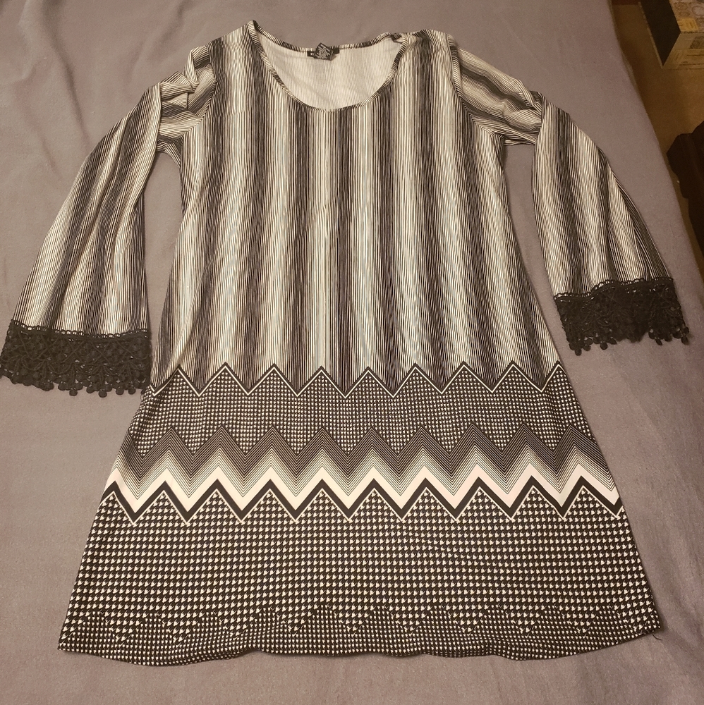 Adorable dress! M
